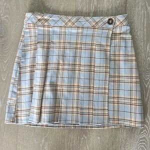 NWT pleated mini skirt by Urban Outfitters $59